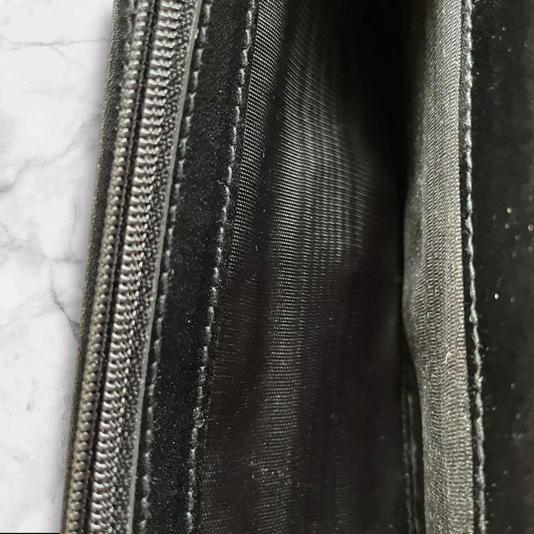 【美品】Salvatore Ferragamo 黒 長財布
