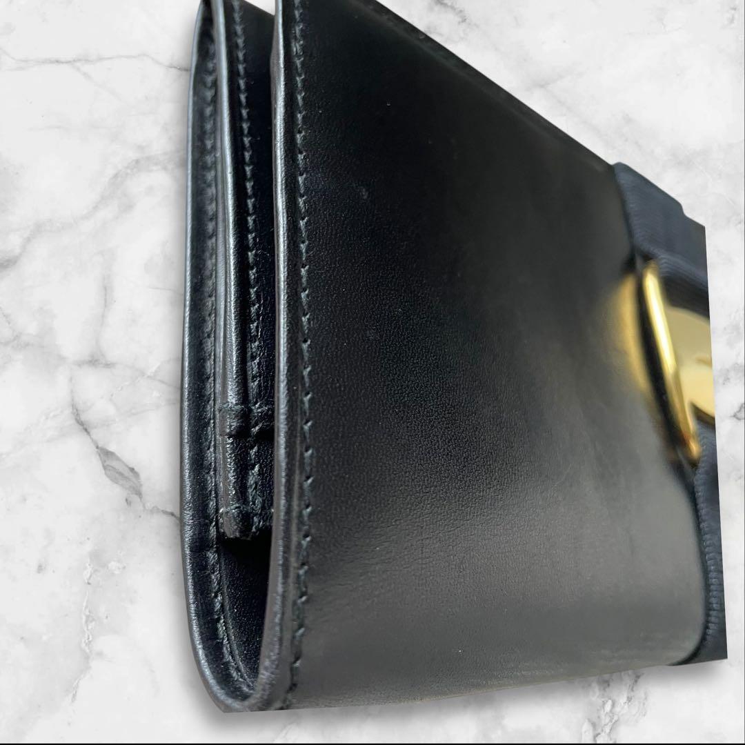 【美品】Salvatore Ferragamo 黒 長財布
