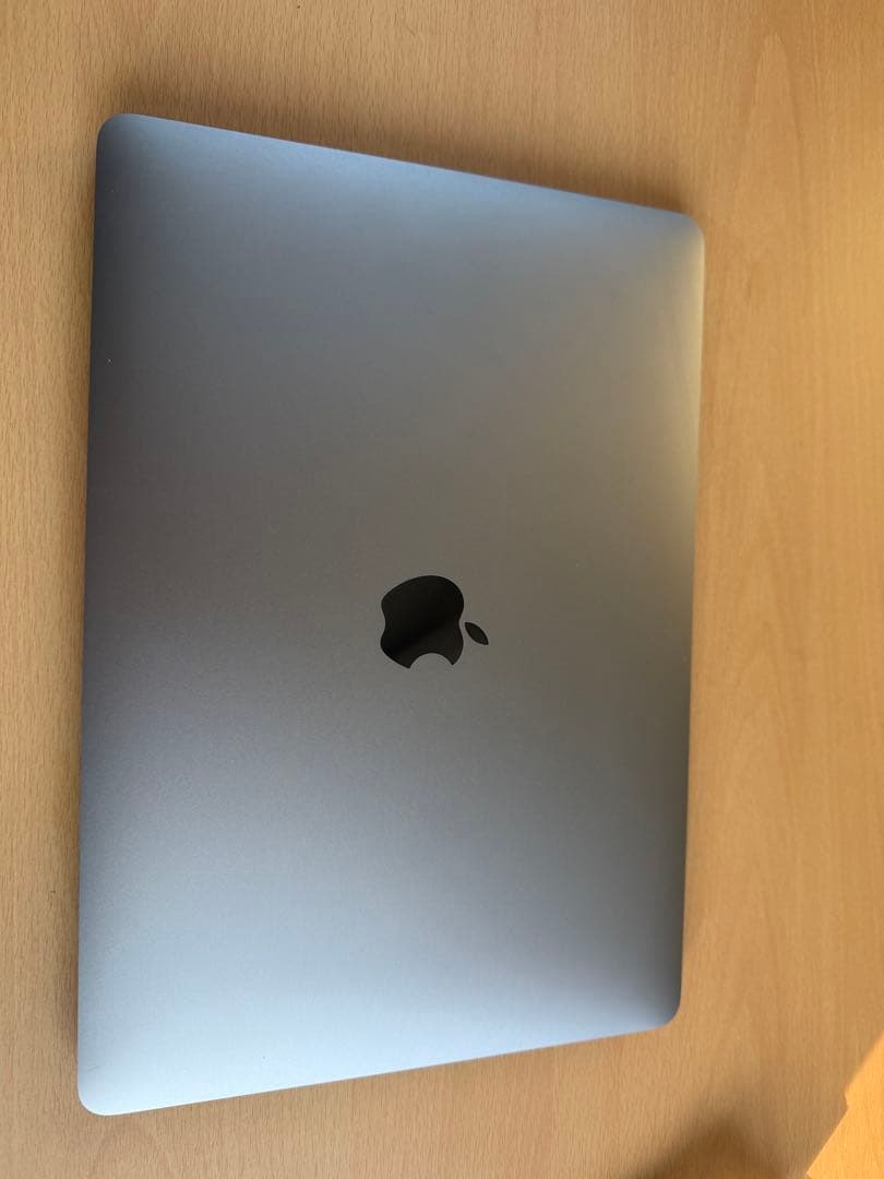 Apple MacBook Air 本体 充電器付き