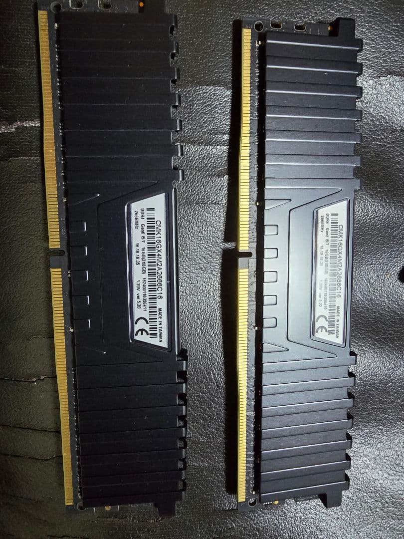 メモリー Corsair Vengeance LPX DDR4 16GB 2666MHz