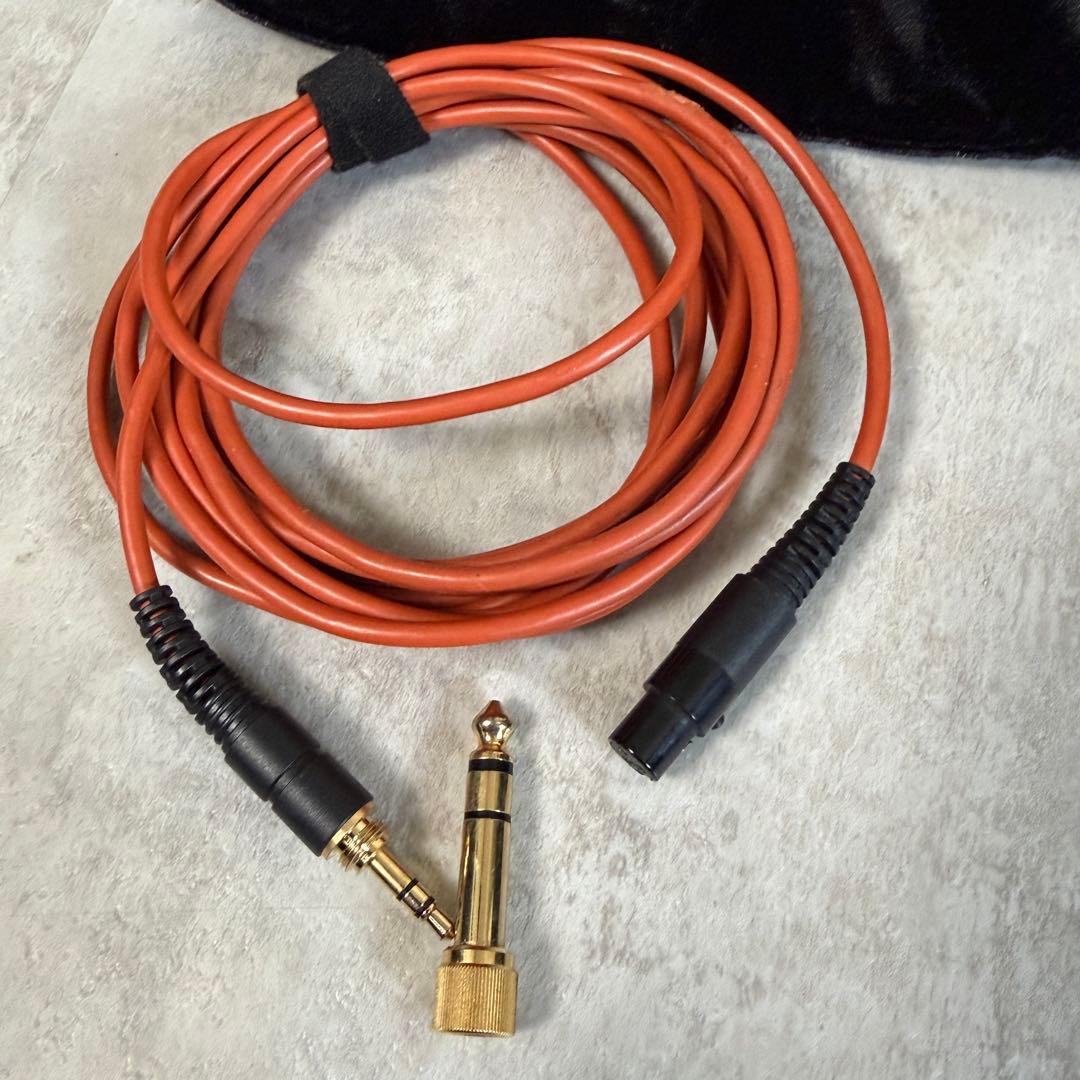 AKG K712 PRO ヘッドフォン