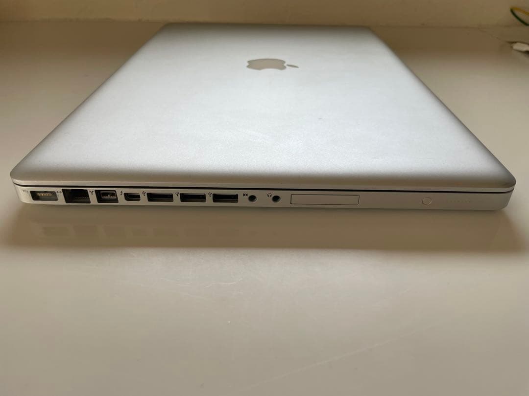 MacBook Pro 2011 17インチ 非光沢 A1297