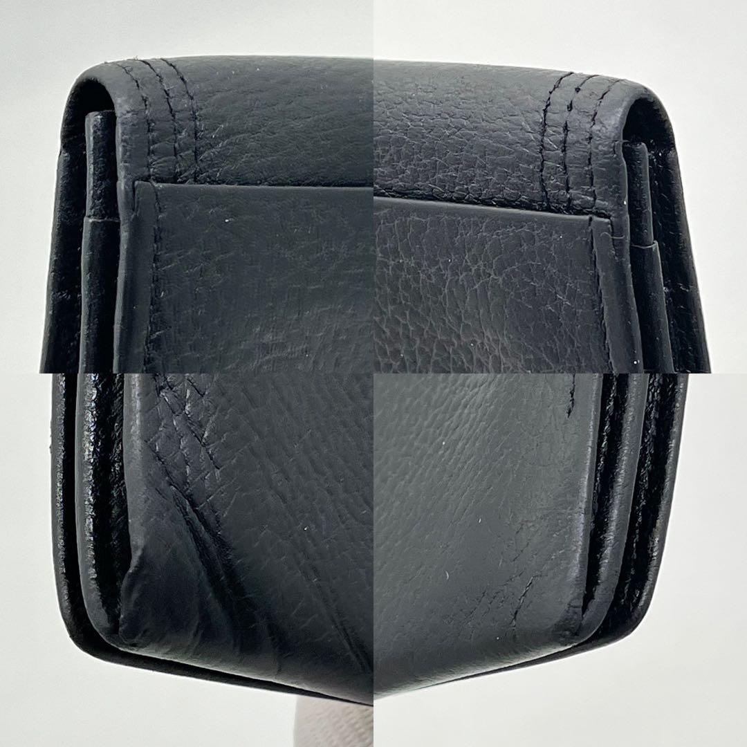 イヴサンローラン 長財布 フラップ 折りたたみ カサンドラ YSLロゴ 黒 本革