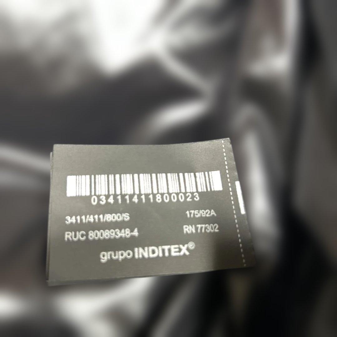 【ZARA 】　ダウンジャケット　フード付き　光沢ブラック　S 希少　ヘタリ無し