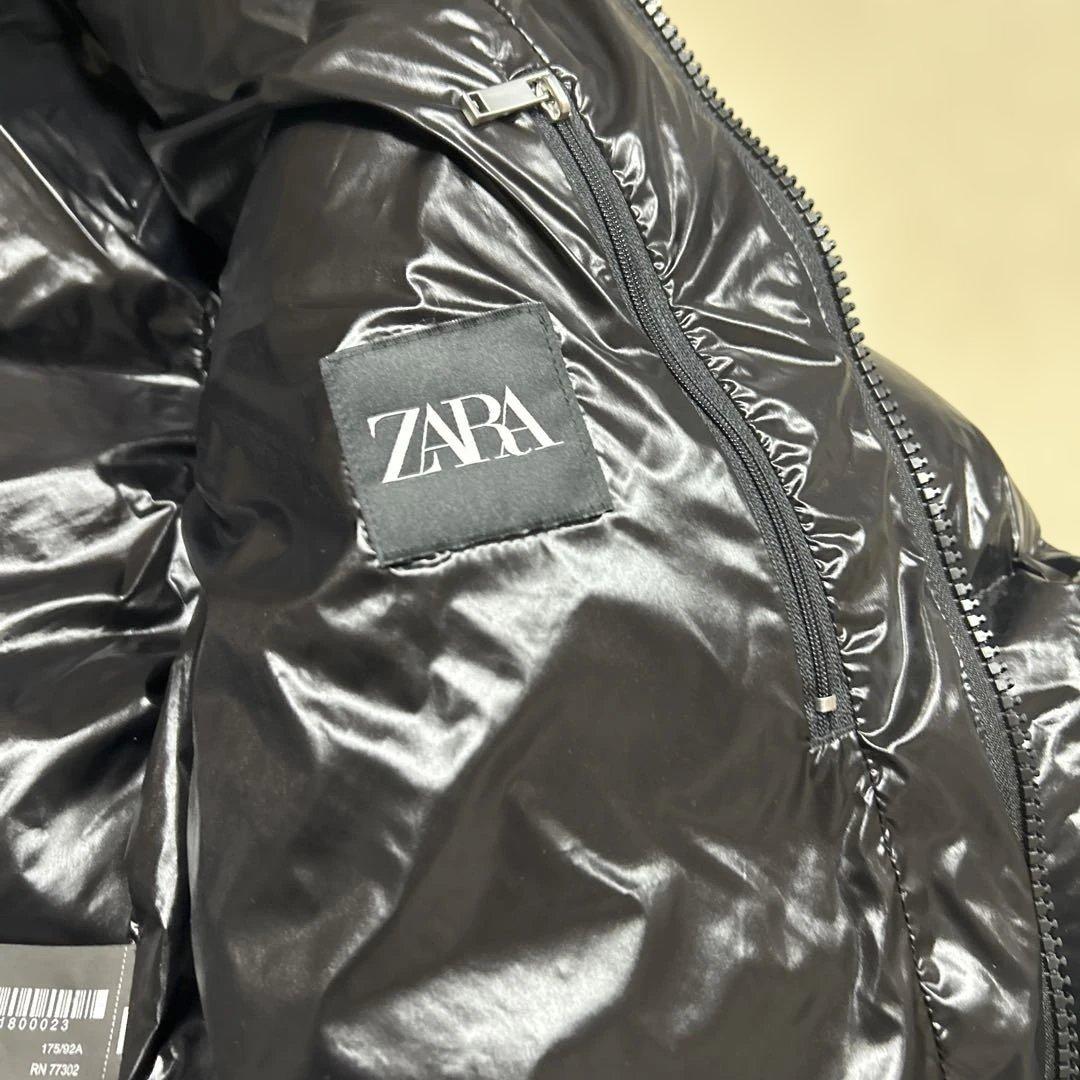 【ZARA 】　ダウンジャケット　フード付き　光沢ブラック　S 希少　ヘタリ無し