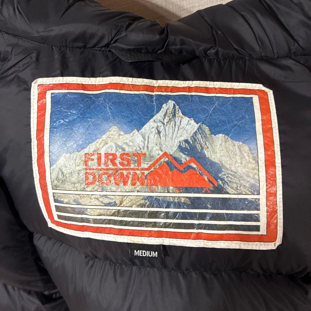 FIRST DOWN ジャケット　ダウンジャケット