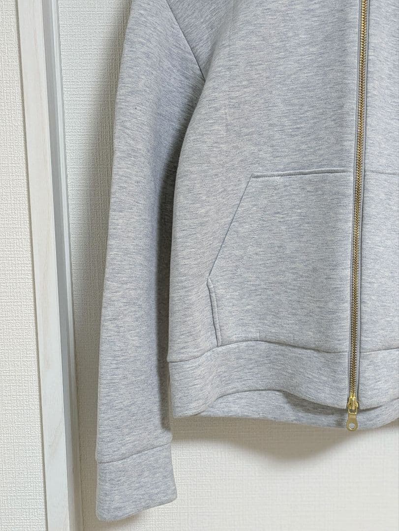 大人気　定価29,700円 ノーブル　ダンボールニットフーデットパーカー　グレー