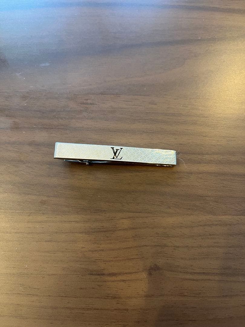 Louis Vuitton シルバー ネクタイピン