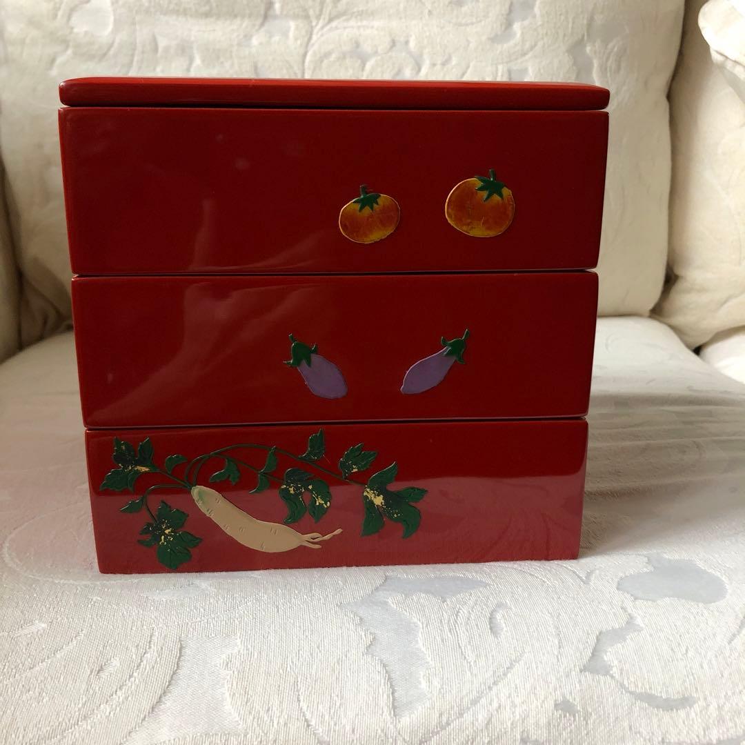 新品未使用　琉球漆器　和風三段重箱　正角重箱　野菜