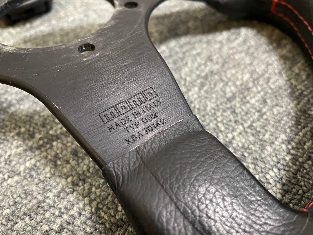 momo tuner ステアリング 32φ