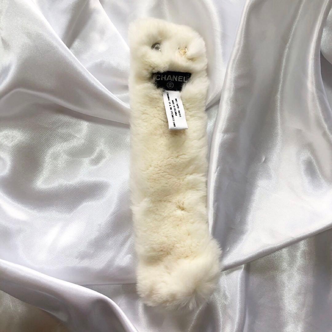 【美品】CHANEL シャネル リストバンド リアルファー ラビット 白