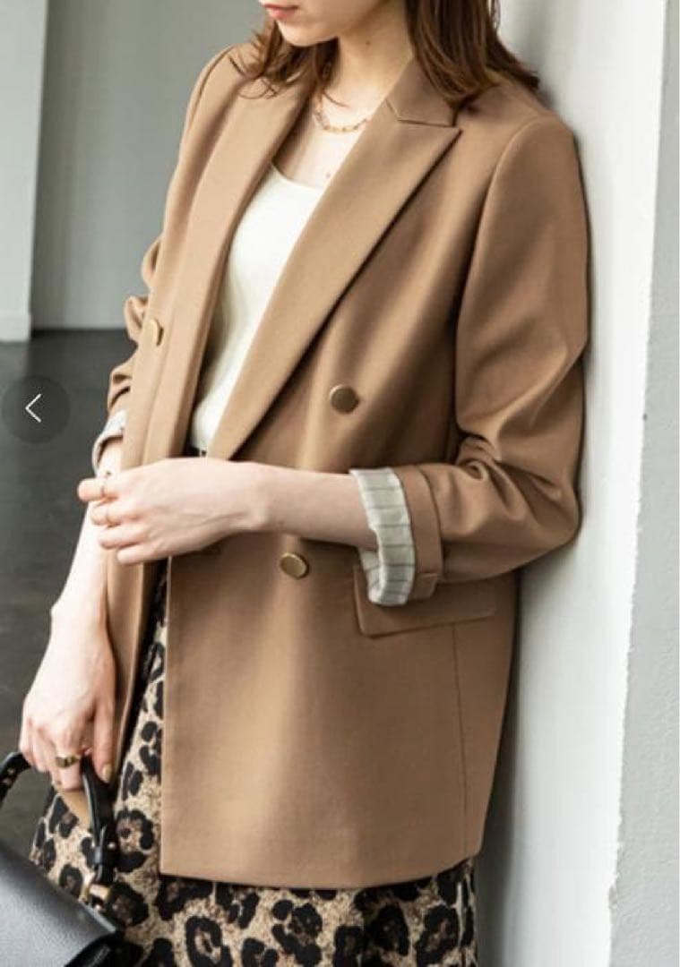 【Noble】ピークドラペルダブルジャケット 38サイズ