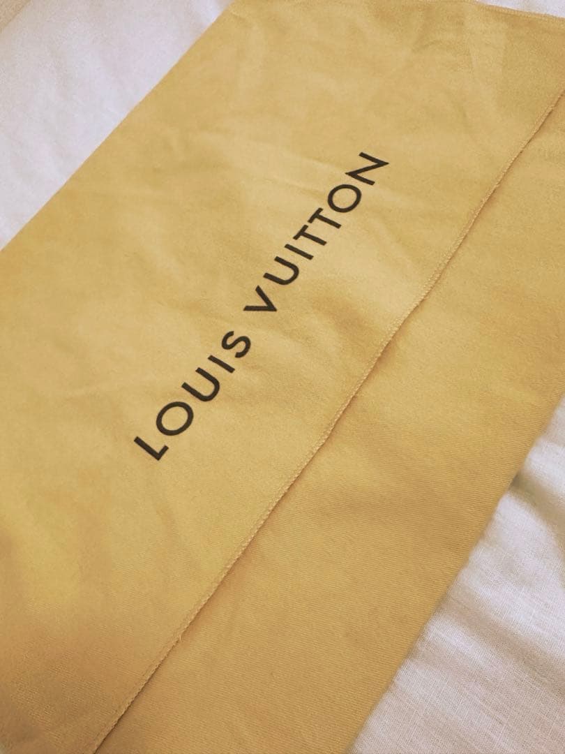 ヴィトン　鞄　バッグ