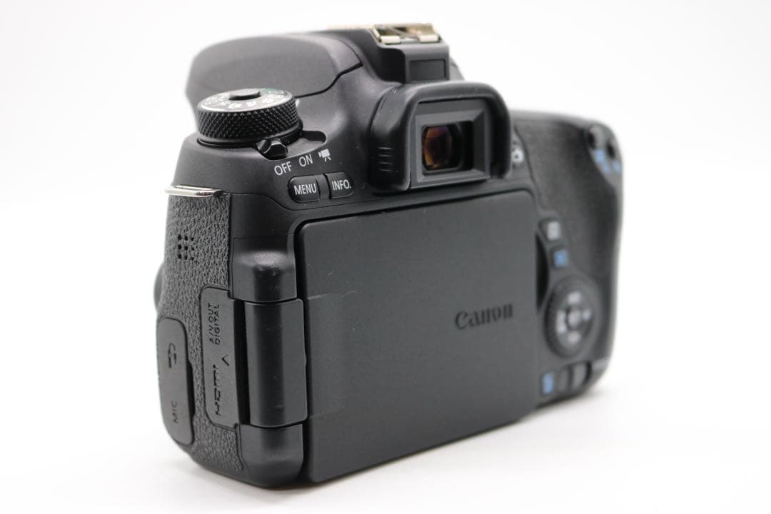 美品 【Canon EOS 8000D ダブルレンズセット】 安心保証あり