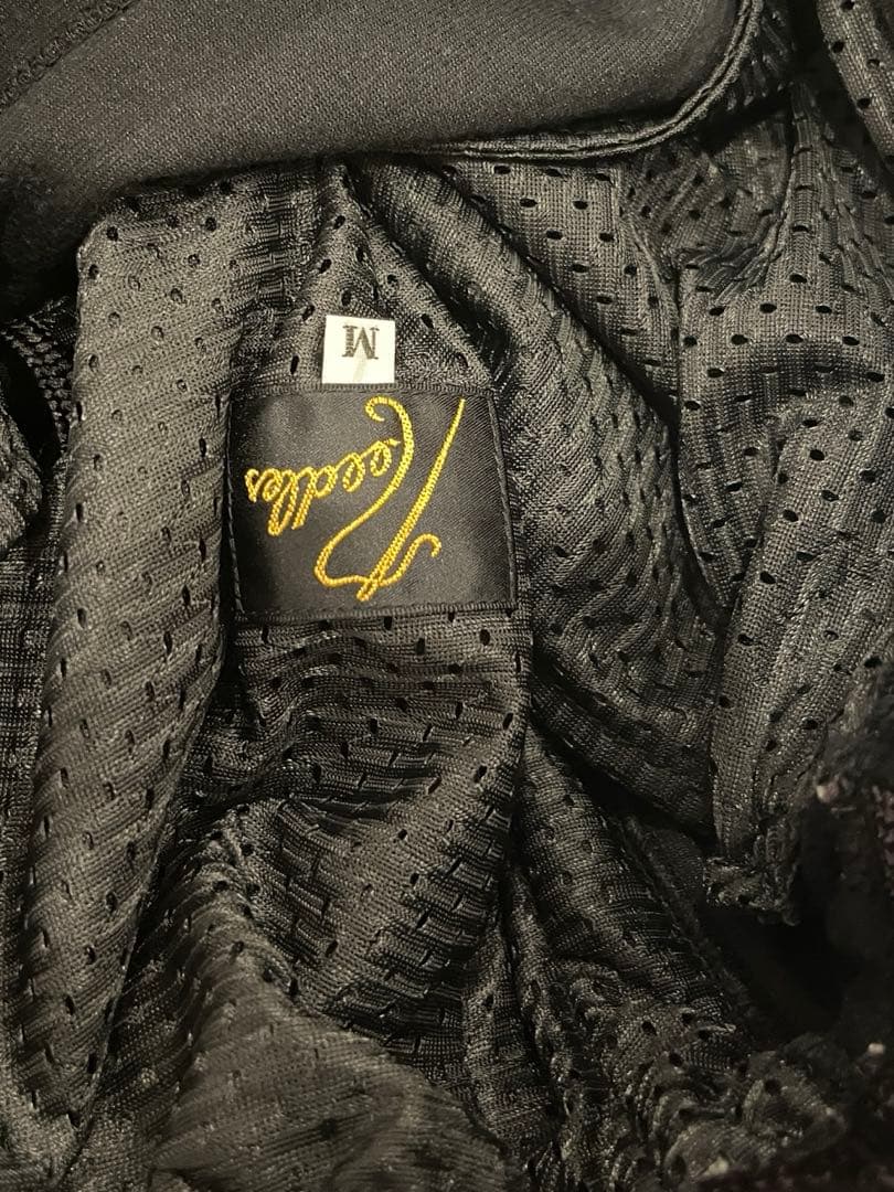 needles ベロアラインパンツ