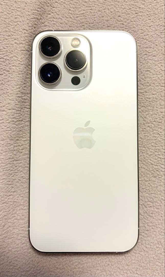 Apple iPhone 13 Proシルバー 本体