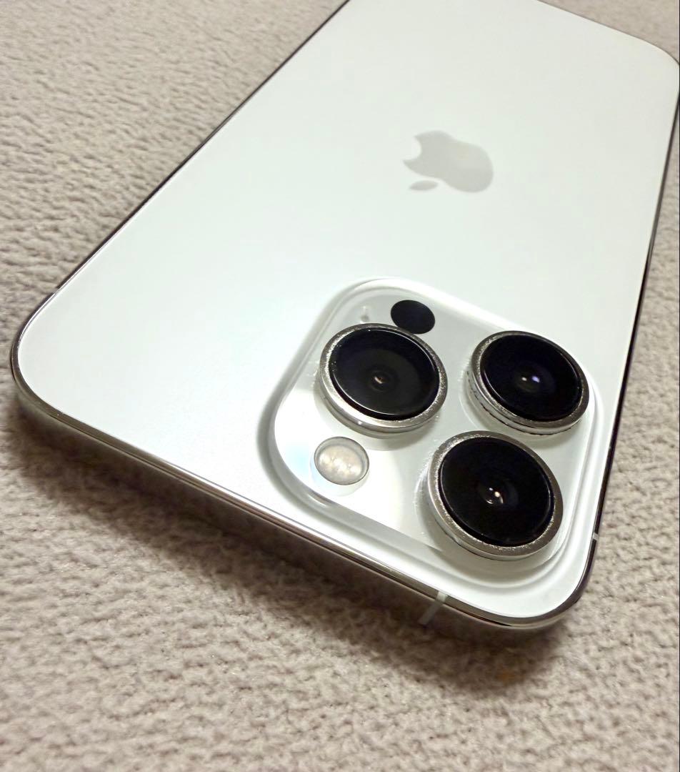 Apple iPhone 13 Proシルバー 本体