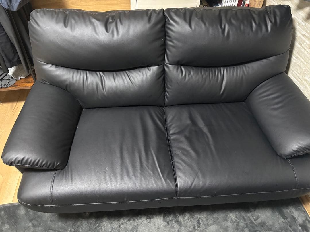 レザーソファ　ブラック
