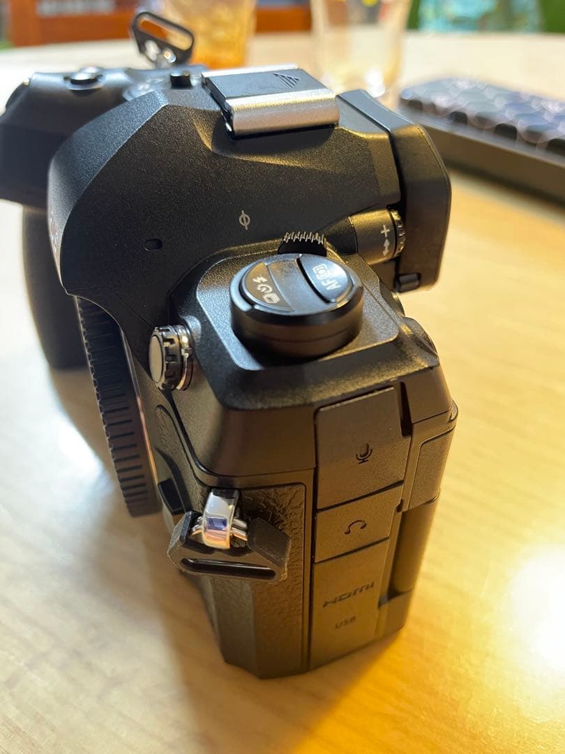 OLYMPUS OM-1 ミラーレスカメラ