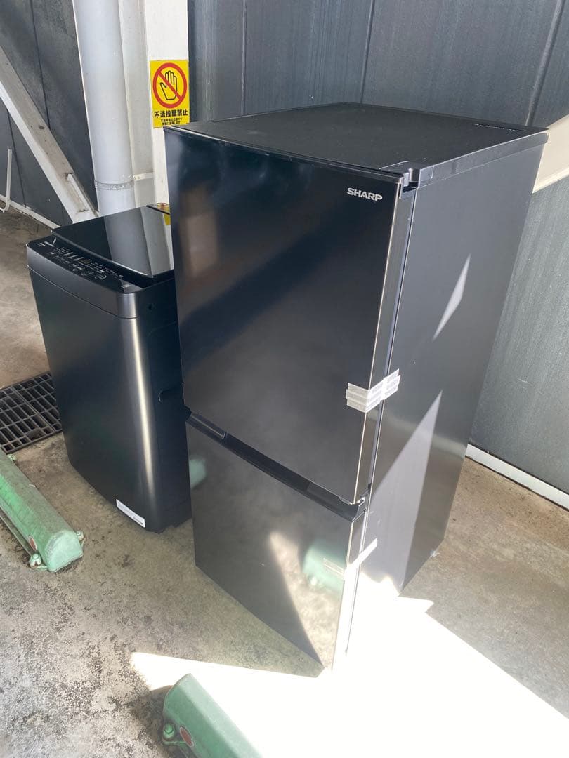 ☆使用歴僅か美品☆ 2024年製 SHARP冷蔵庫 と Hisense洗濯機