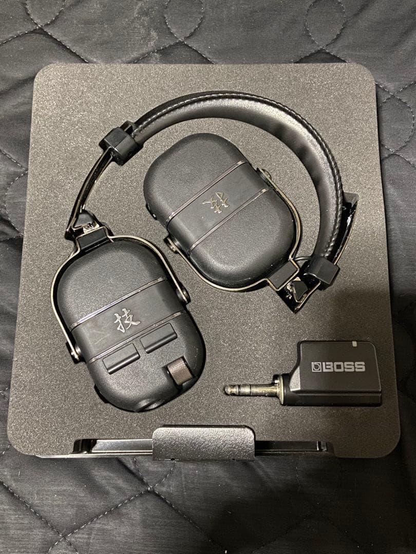 ヘッドホン BOSS WAZA-AIR BASS