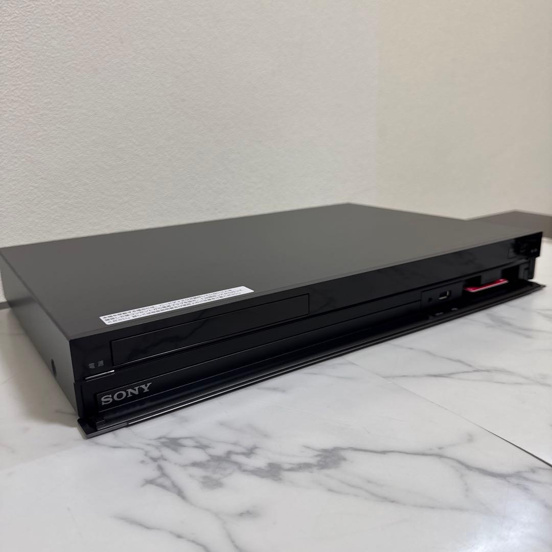SONY 1TB ブルーレイ/DVDレコーダー 3チューナー　3D対応