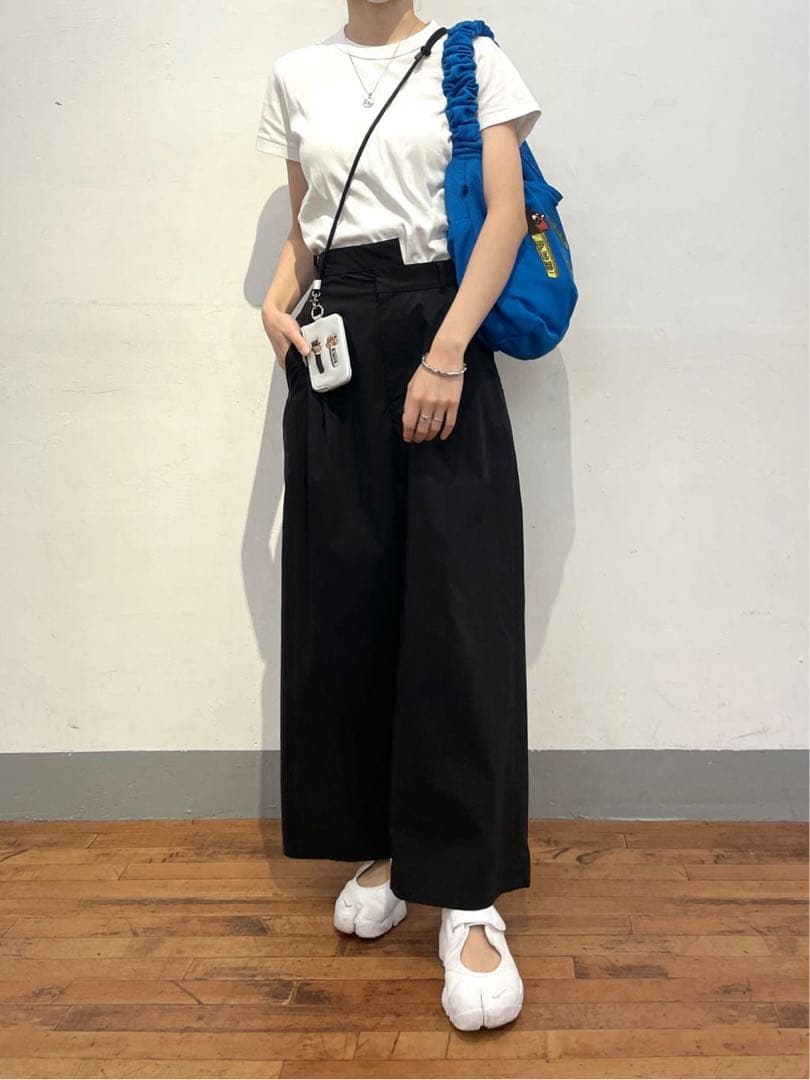 【PEZ(ペッツ) ×ear】WEB限定/牛革/カードケース/スマホショルダー