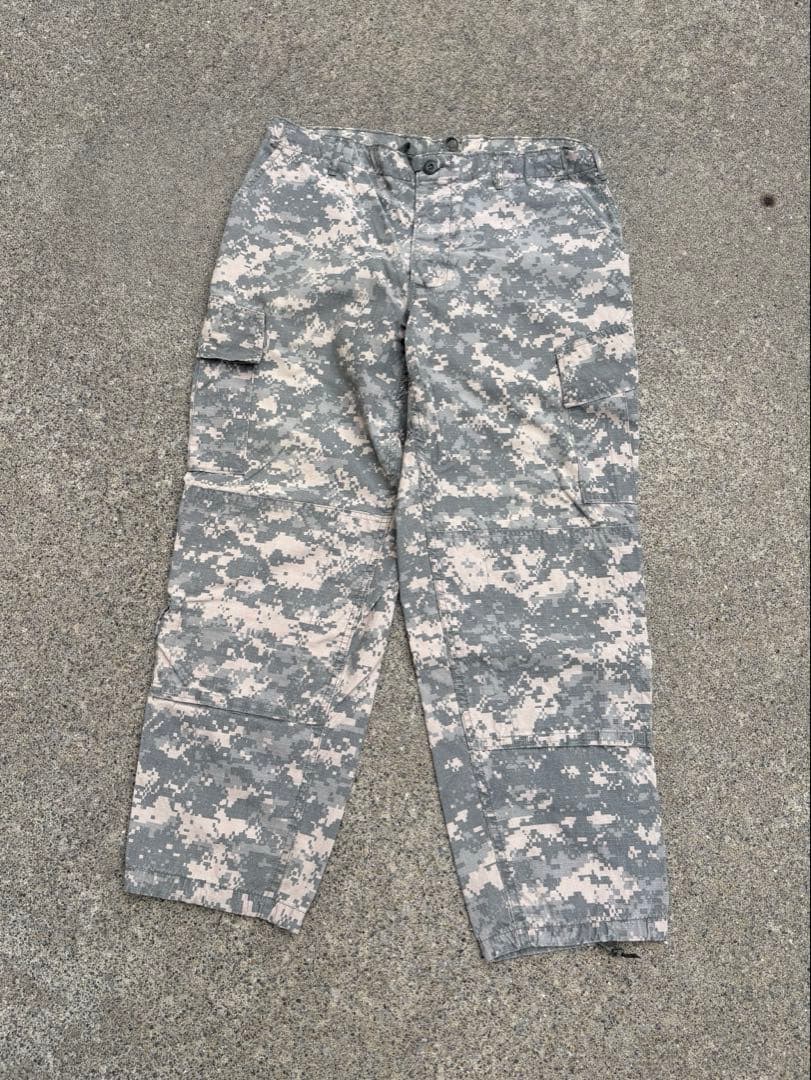 00s アメリカ軍 カーゴパンツ ARMY デジカモ LARGE-SHORT