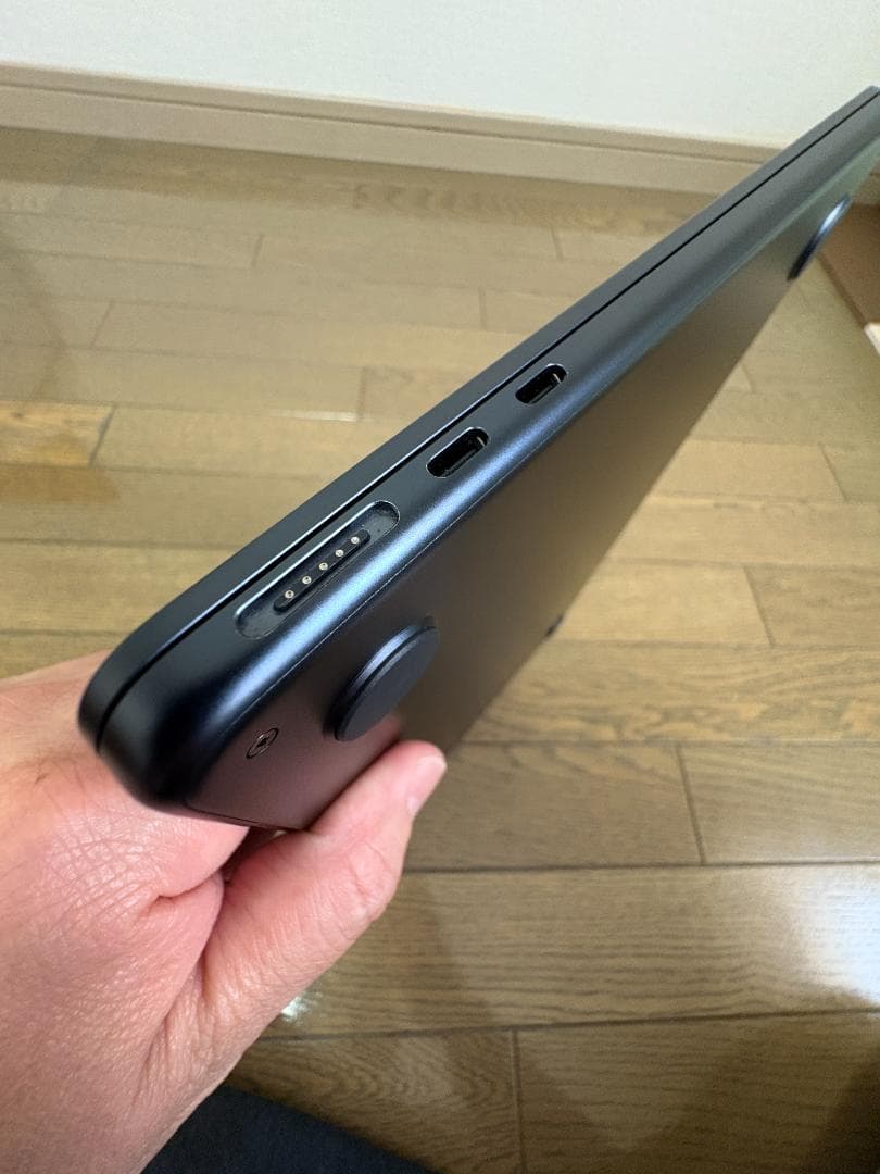 Apple MacBook Air M2 ミッドナイト