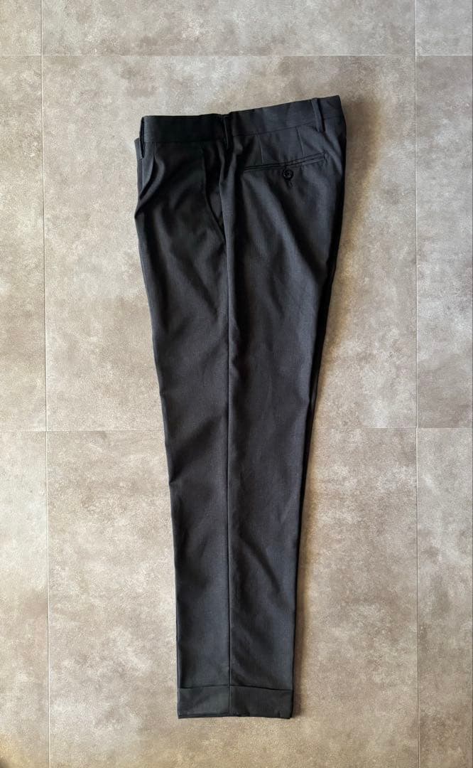 BEAMS Fの1プリーツ スラックス パンツ グレー(春夏用)