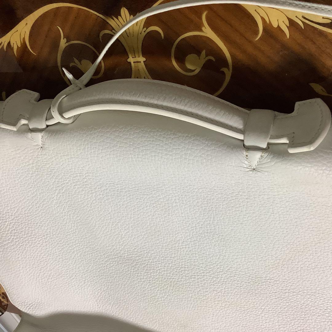 HERMES エルメス　ホワイト　レザー ビジネス　バッグ　メンズ　レディース