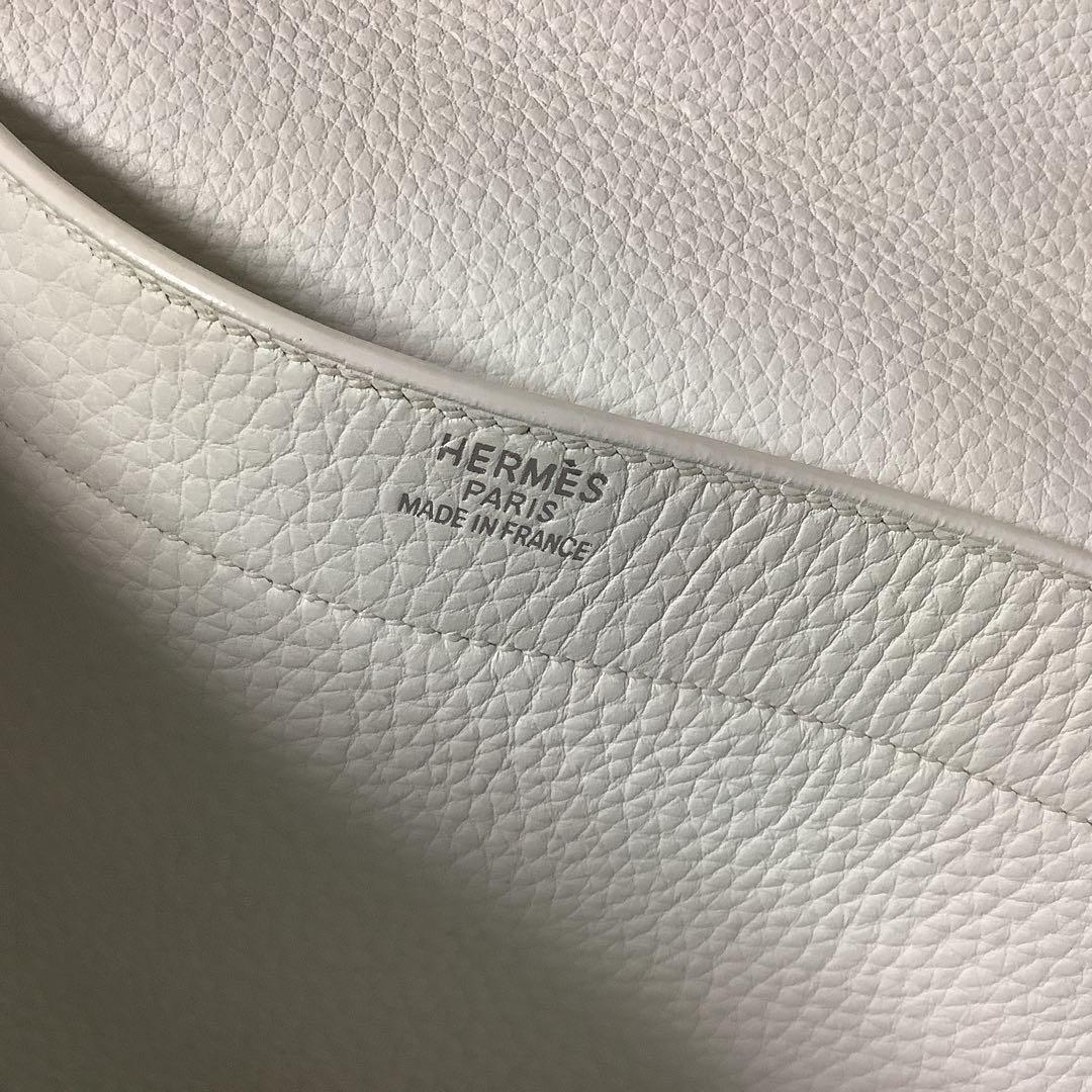 HERMES エルメス　ホワイト　レザー ビジネス　バッグ　メンズ　レディース