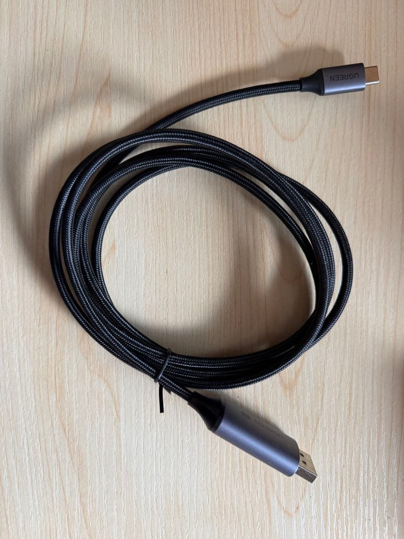 ROG STRIX XG17AHPE ポータブルゲーミングモニター