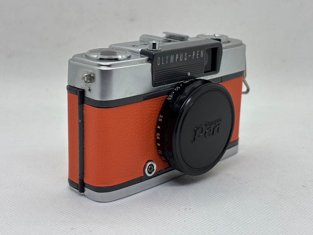 Olympus pen EE-2 人気のハーフサイズカメラ おしゃれなオレンジ