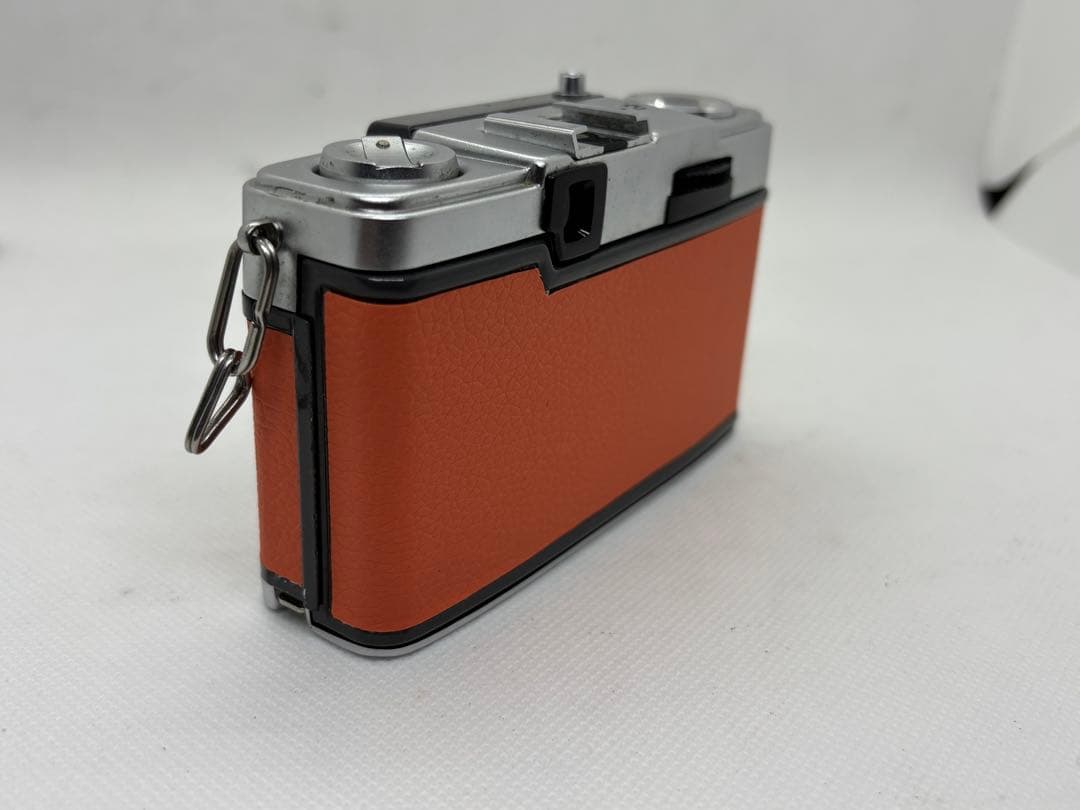 Olympus pen EE-2 人気のハーフサイズカメラ おしゃれなオレンジ