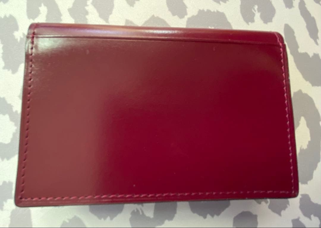 【美品】Vivienne Westwood バーガンディカラーのレザー名刺入れ