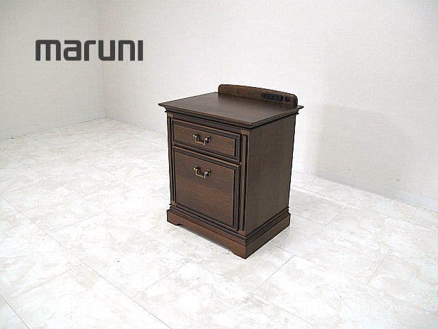 【展示品】maruni マルニ 地中海ロイヤル ナイトテーブル　サイドテーブル