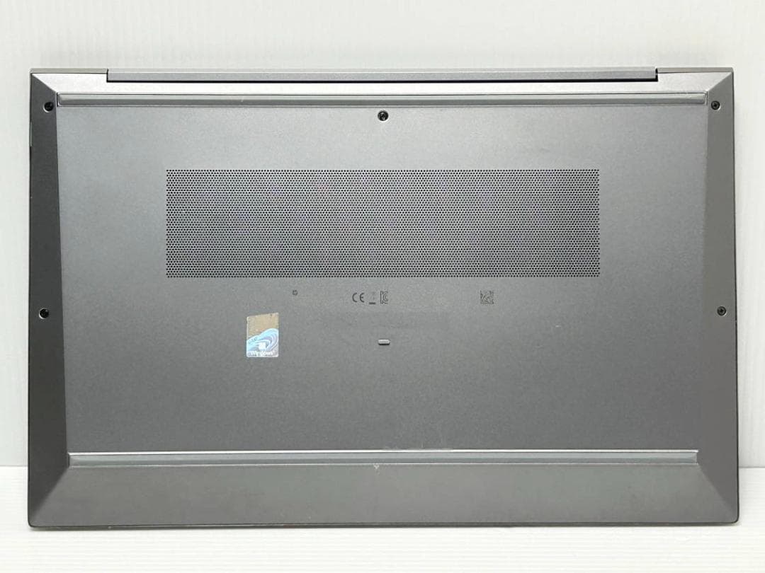 第11世代i7 NVMe1TB 32GB ZBook Firely 15.G8