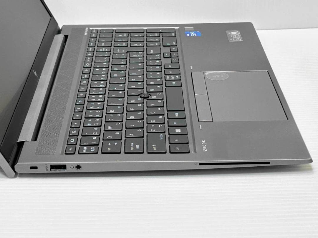 第11世代i7 NVMe1TB 32GB ZBook Firely 15.G8