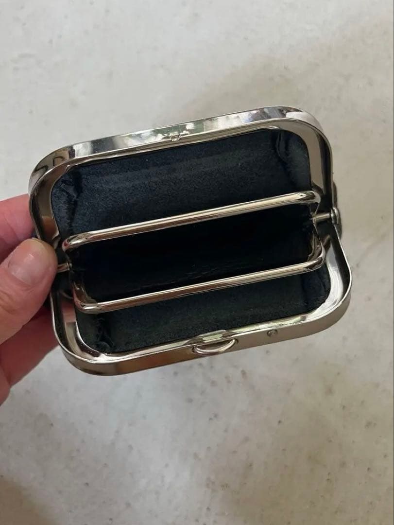 TEMBEA がま口　財布　ブラック