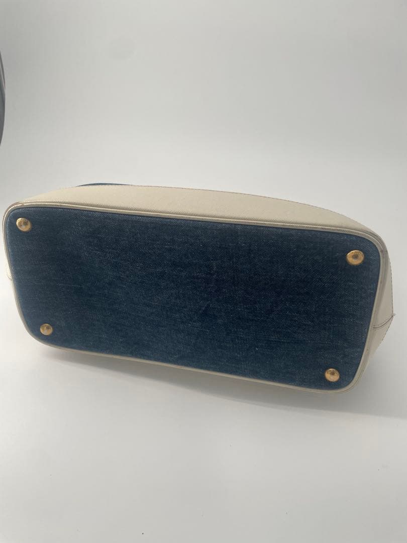 【希少】PRADA デニム ハンドバッグ サフィアーノ　保存袋付き　BN2441