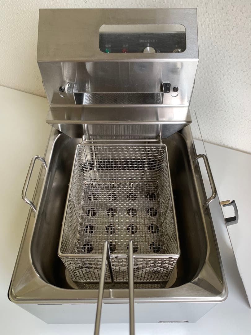 2020年製 tanico 業務用 電気フライヤー 卓上タイプ TCFL-8B