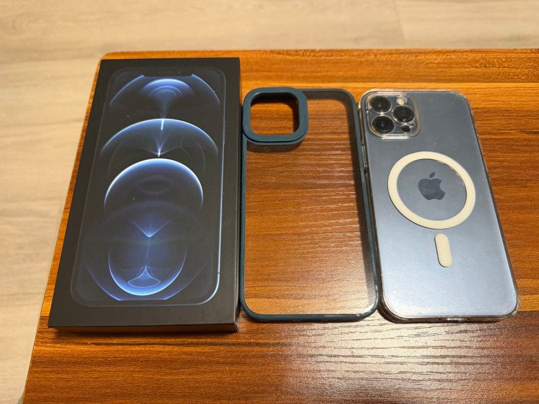 【超絶美品】iPhone 12promax 512GB SIMフリー