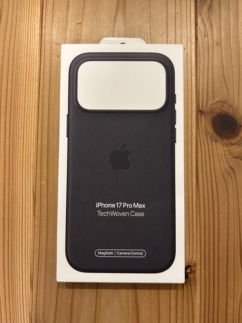 【未使用】iPhone 17 Pro Max テックウーブンケース　ブラック