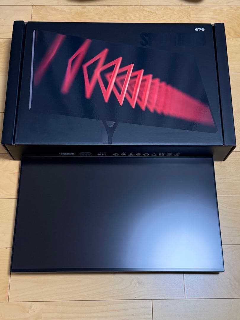 Eve Spectrum 4K モニター 144Hz 27インチ