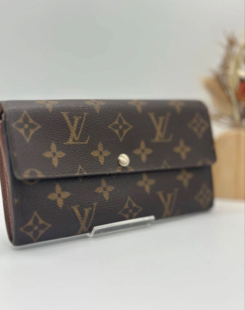 ルイヴィトン ポルトフォイユ サラ モノグラム 長財布 カード入れ10枚