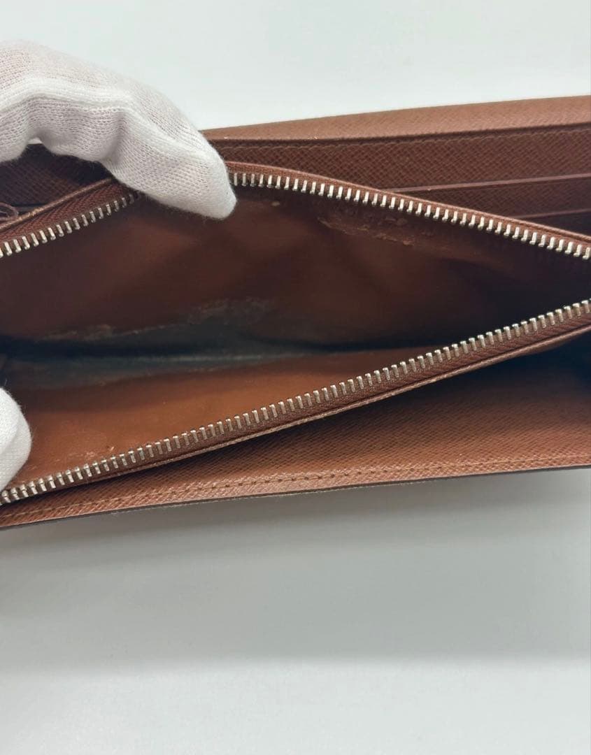 ルイヴィトン ポルトフォイユ サラ モノグラム 長財布 カード入れ10枚