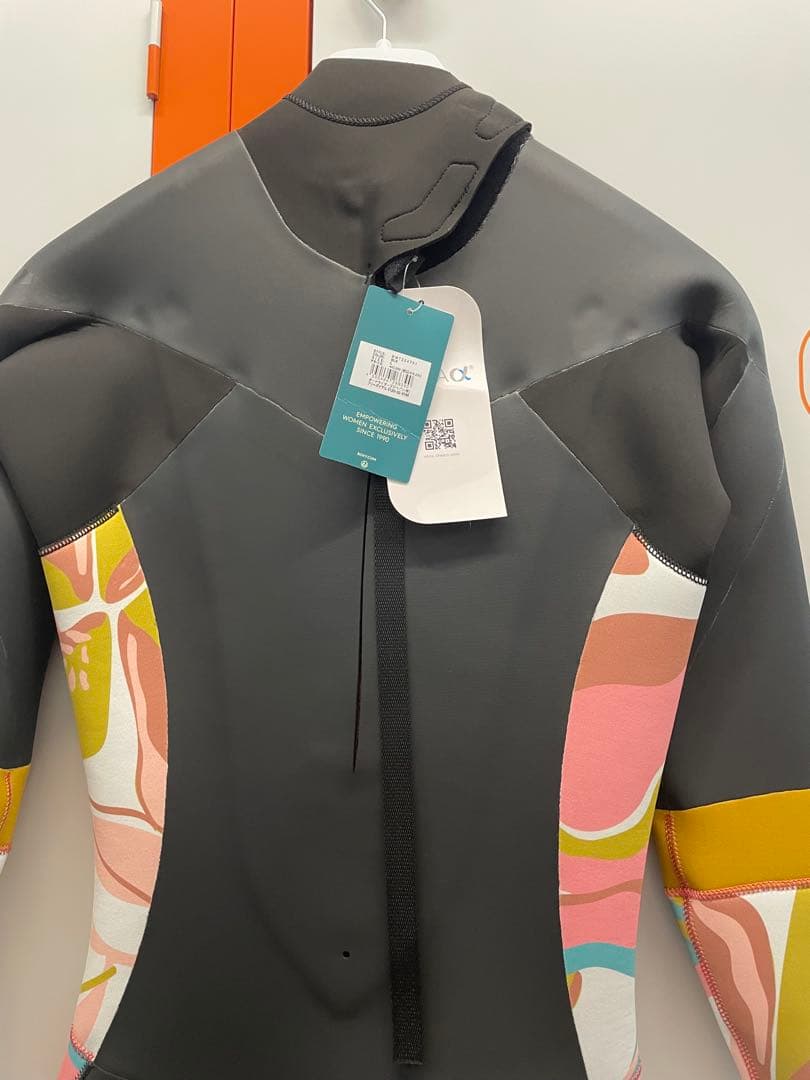 【新品•未試着•タグ付】ROXY ロキシー セミドライ 4/3㍉ Lサイズ