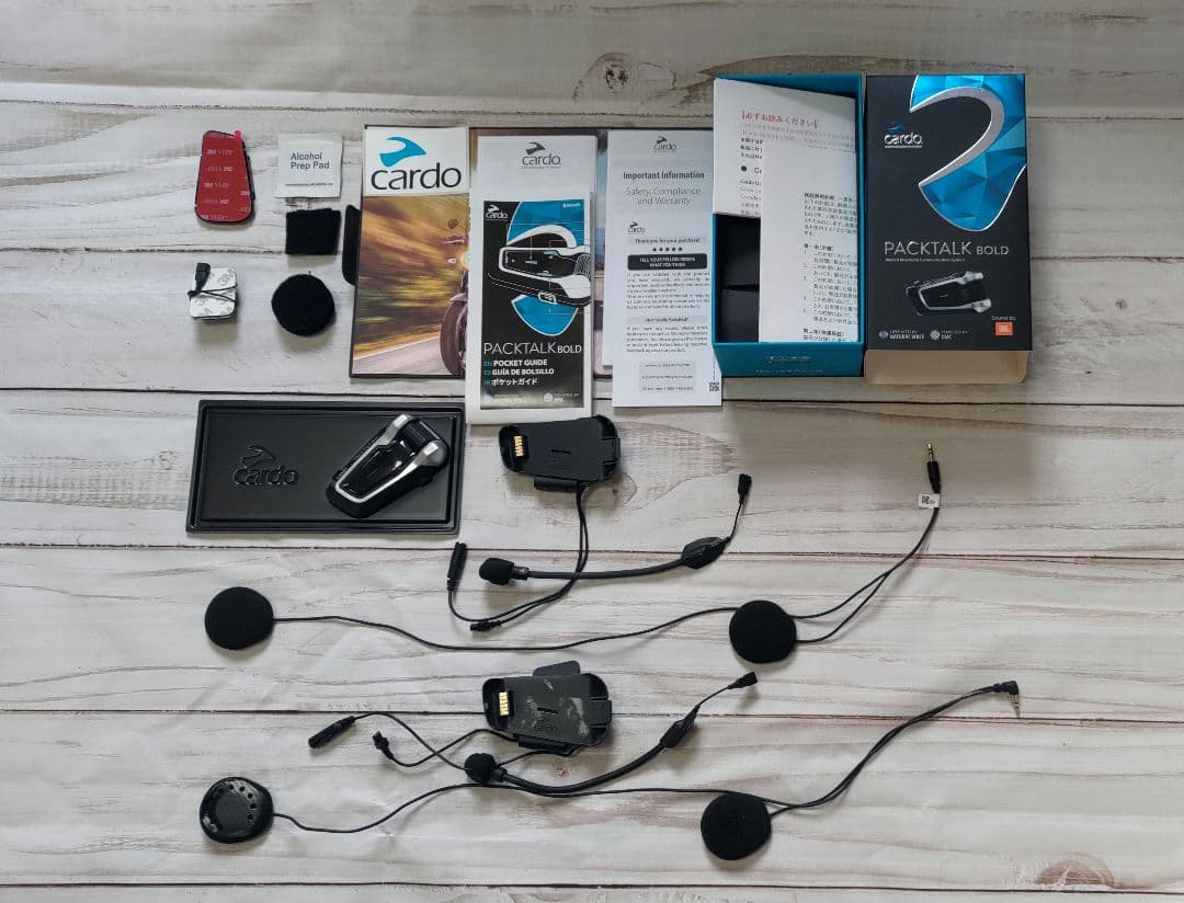 Cardo Blackwire ヘルメット用インカム