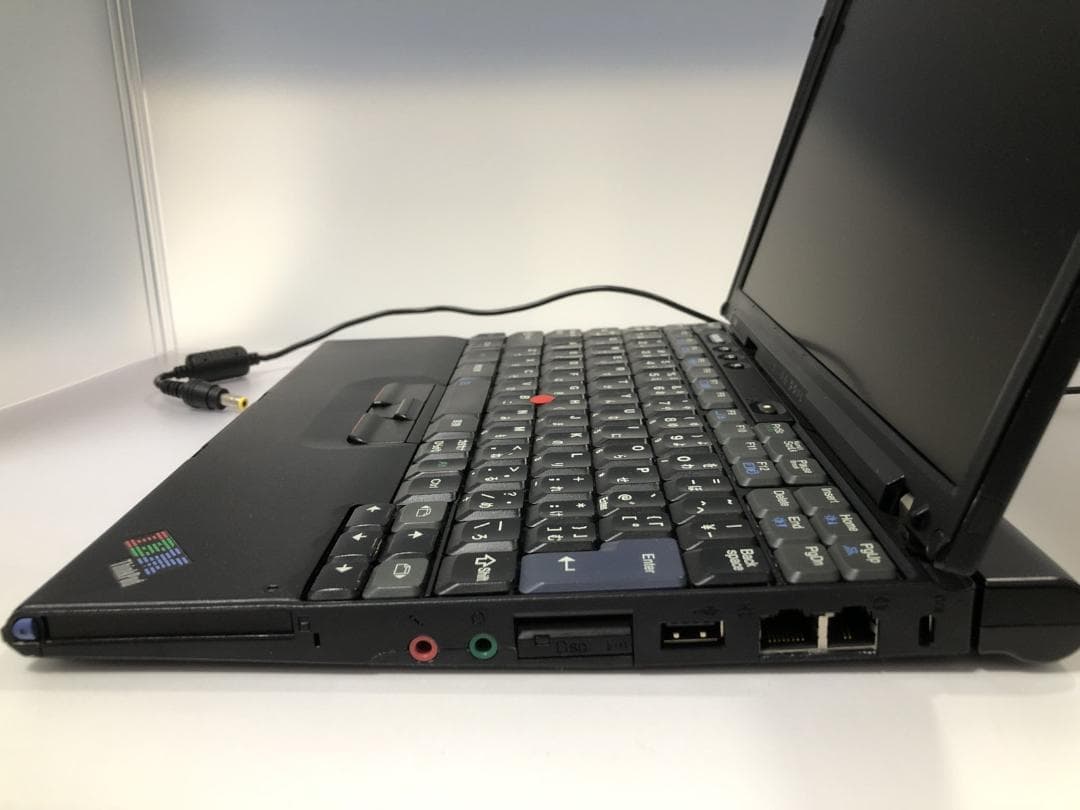 Windowsノート本体 IBM ThinkPad X40 WindowsXP